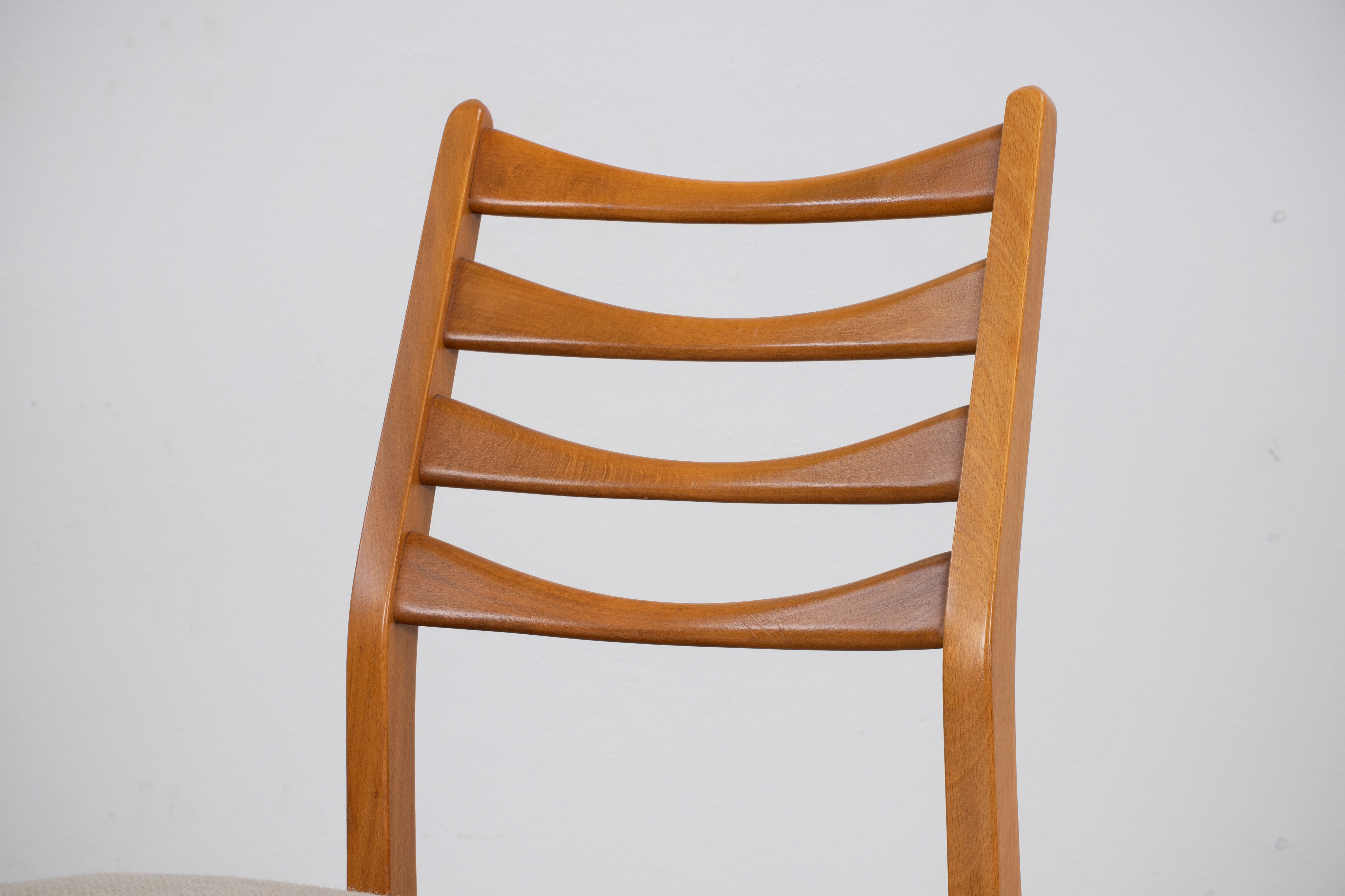Scandinavian chairs 46 cm