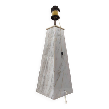 Lampe de table en marbre du milieu du XXe siècle – Design fuselé élégant