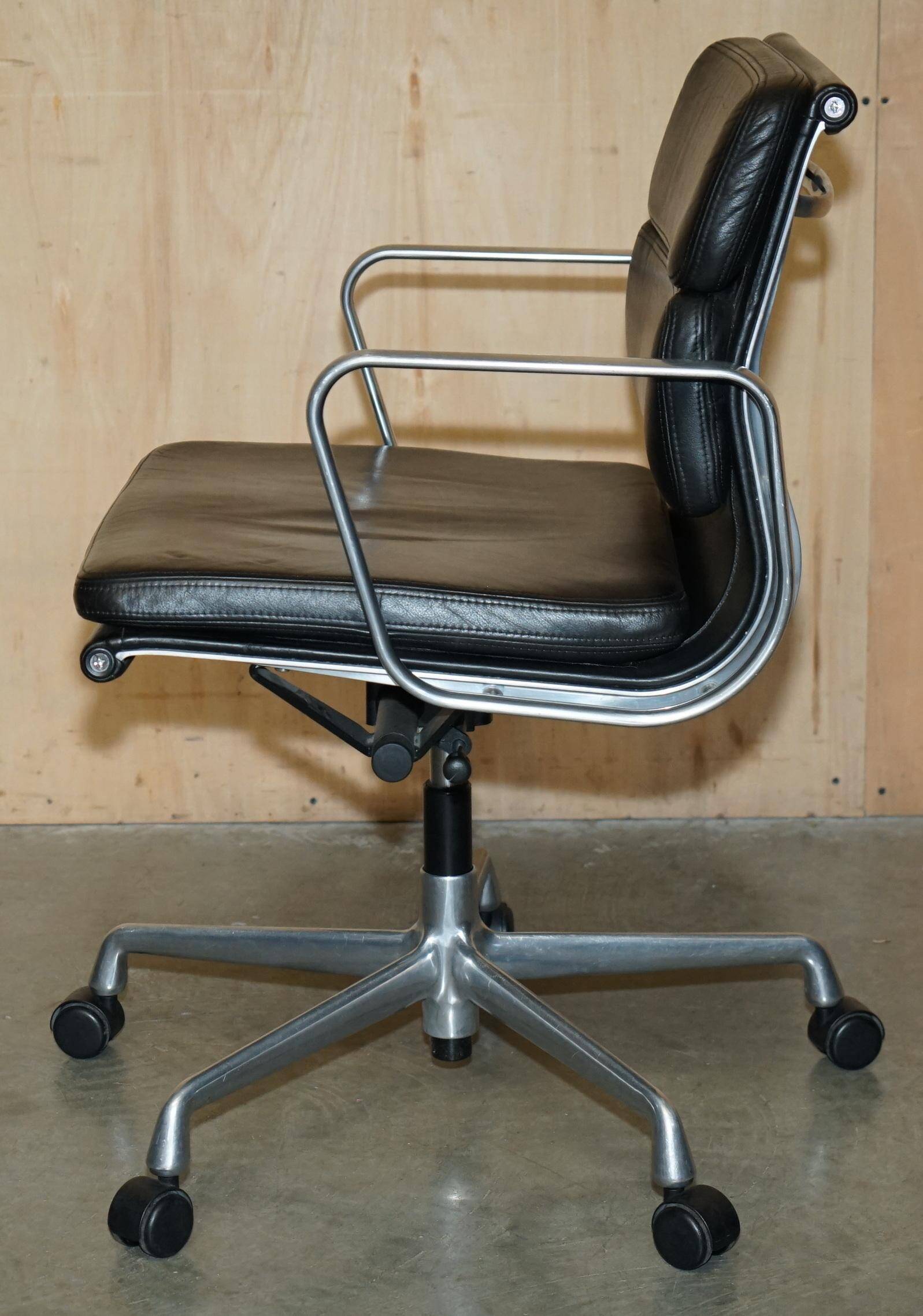 VITRA EAMES EA 217 / 219 swivel office chair leather
