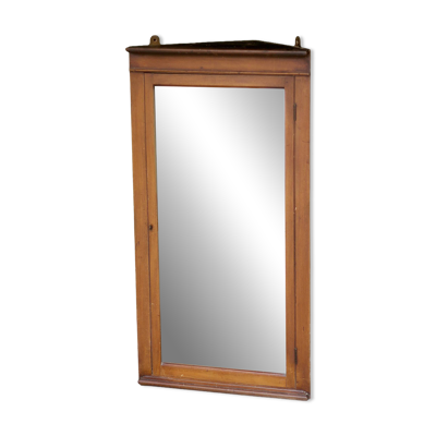 Adorable vitrine d'angle en acajou du XXIXeme siècle