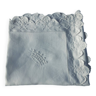 scalloped pillowcase decorated with a baron's crown