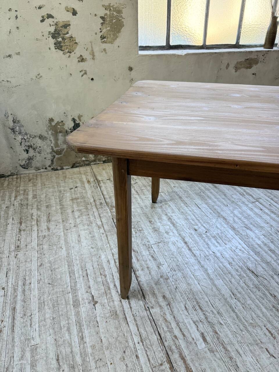 Beech and pine farmhouse table with spindle legs 170 cm
