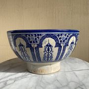 Ancient large Moroccan tarbouche dish from the 19th century.