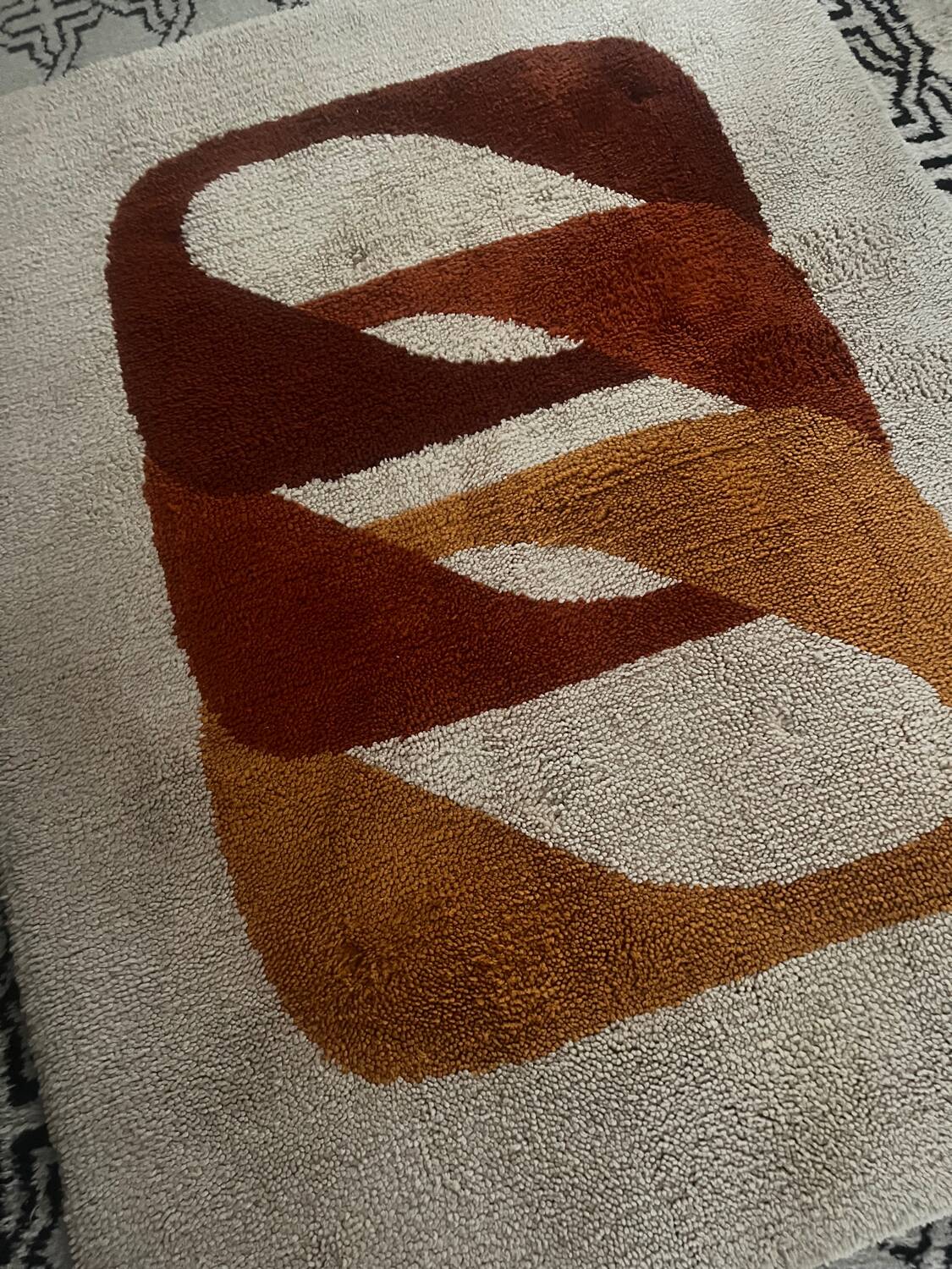70s wool rug