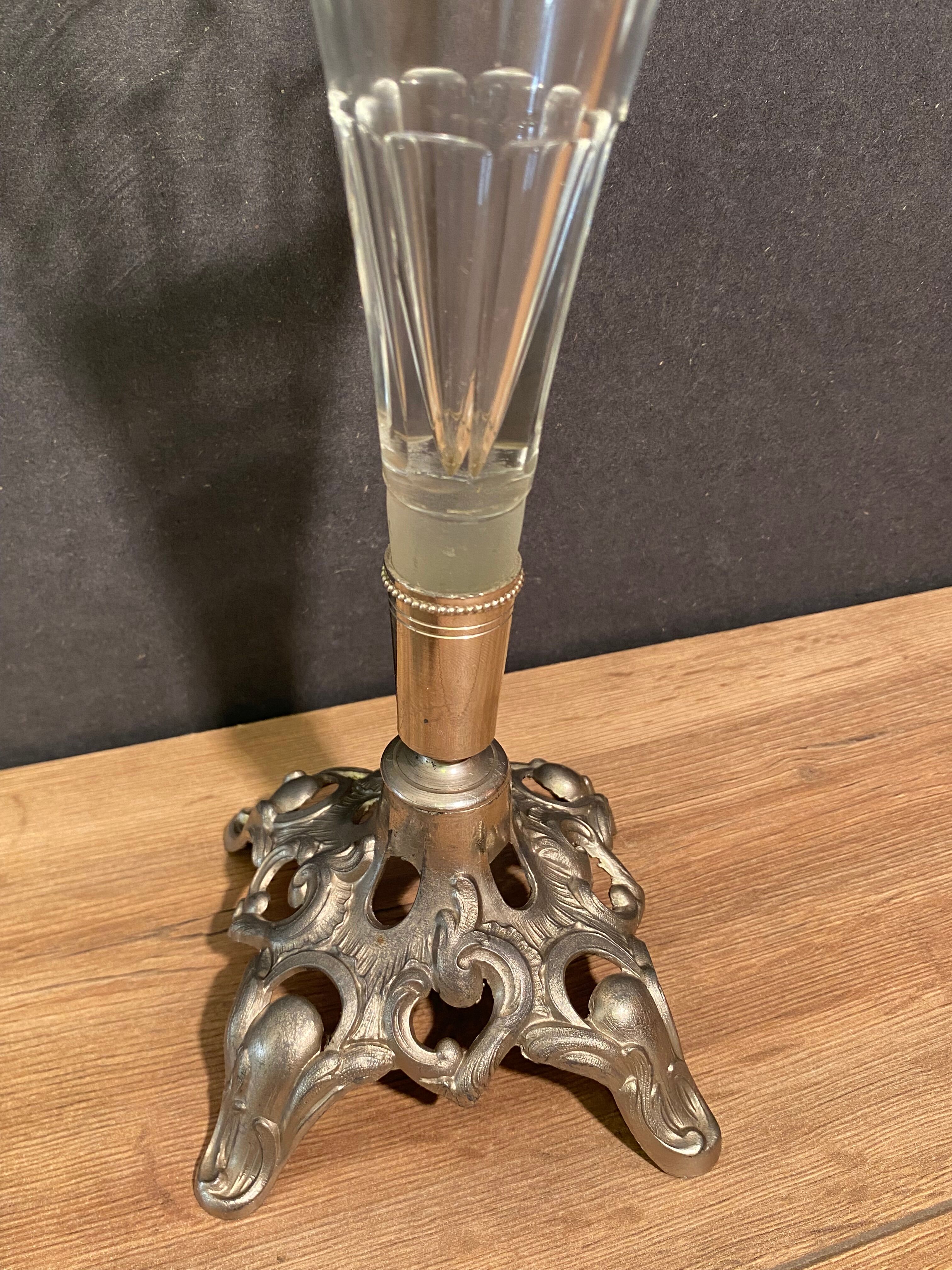 Cone vase, cut crystal bouquet (most certainly baccarat, saint louis)