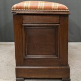 Oak Landing Chest Bench – Early 20th Century