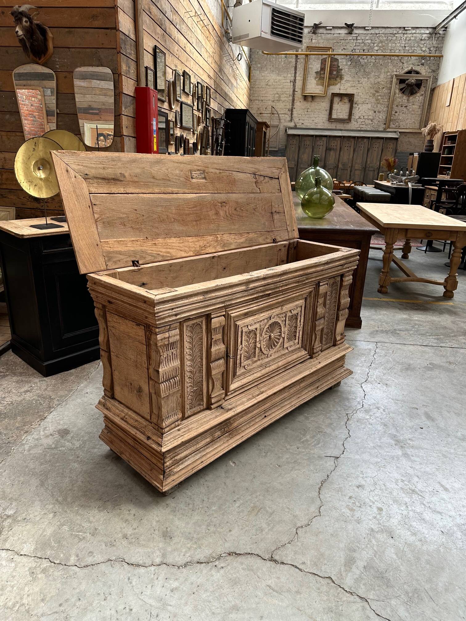 18th century solid oak chest of drawers