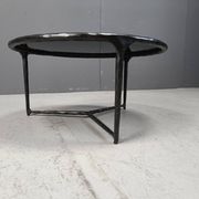 Table basse brutaliste en acier sculpté, années 1970