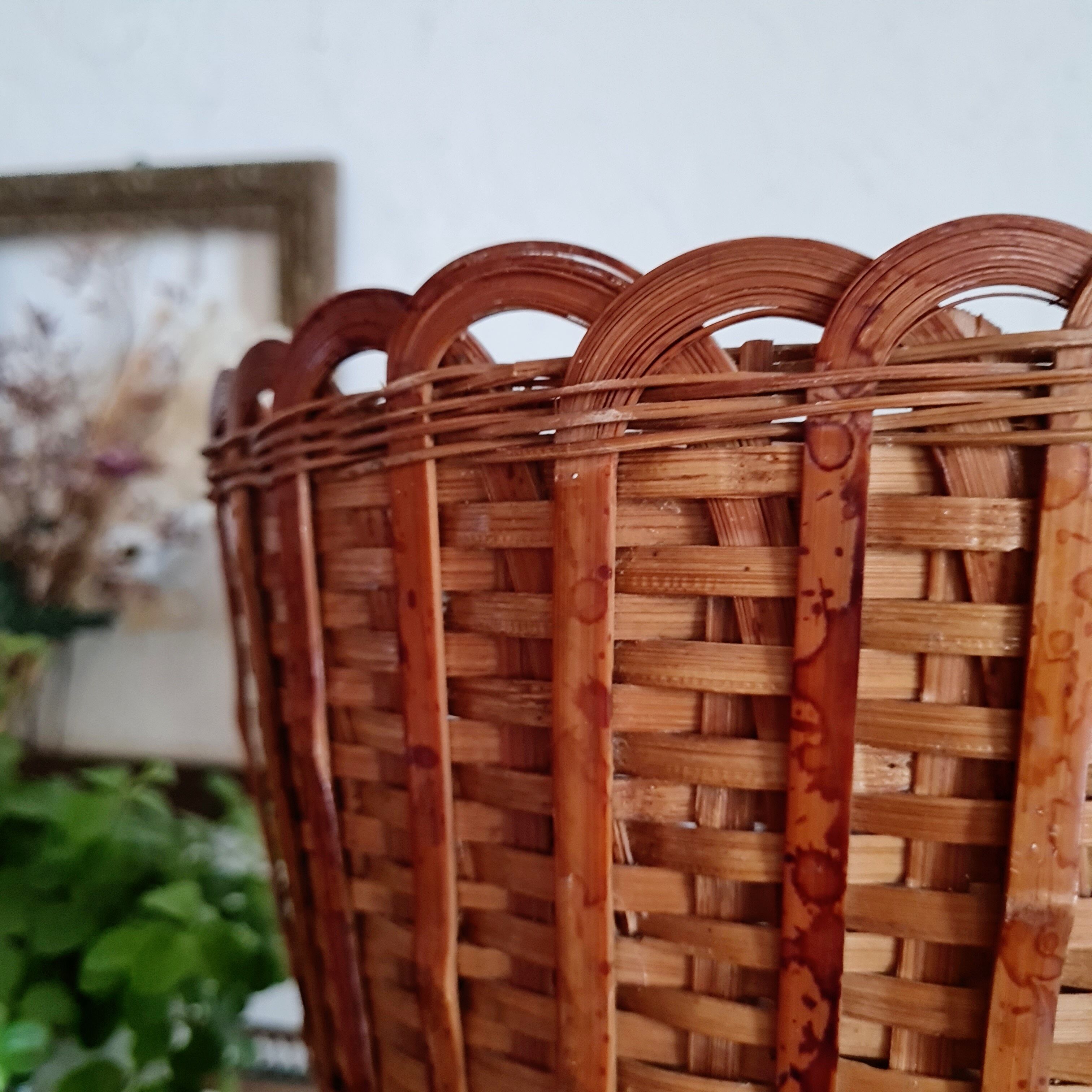 Vintage wicker basket pot cover