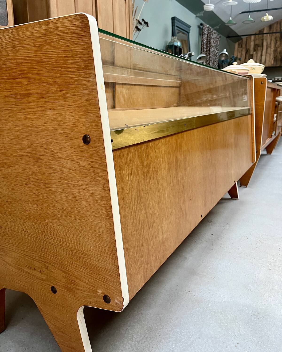 1950s Siegel Paris display counter (renovated)