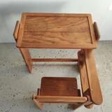 Foldable pine children's desk