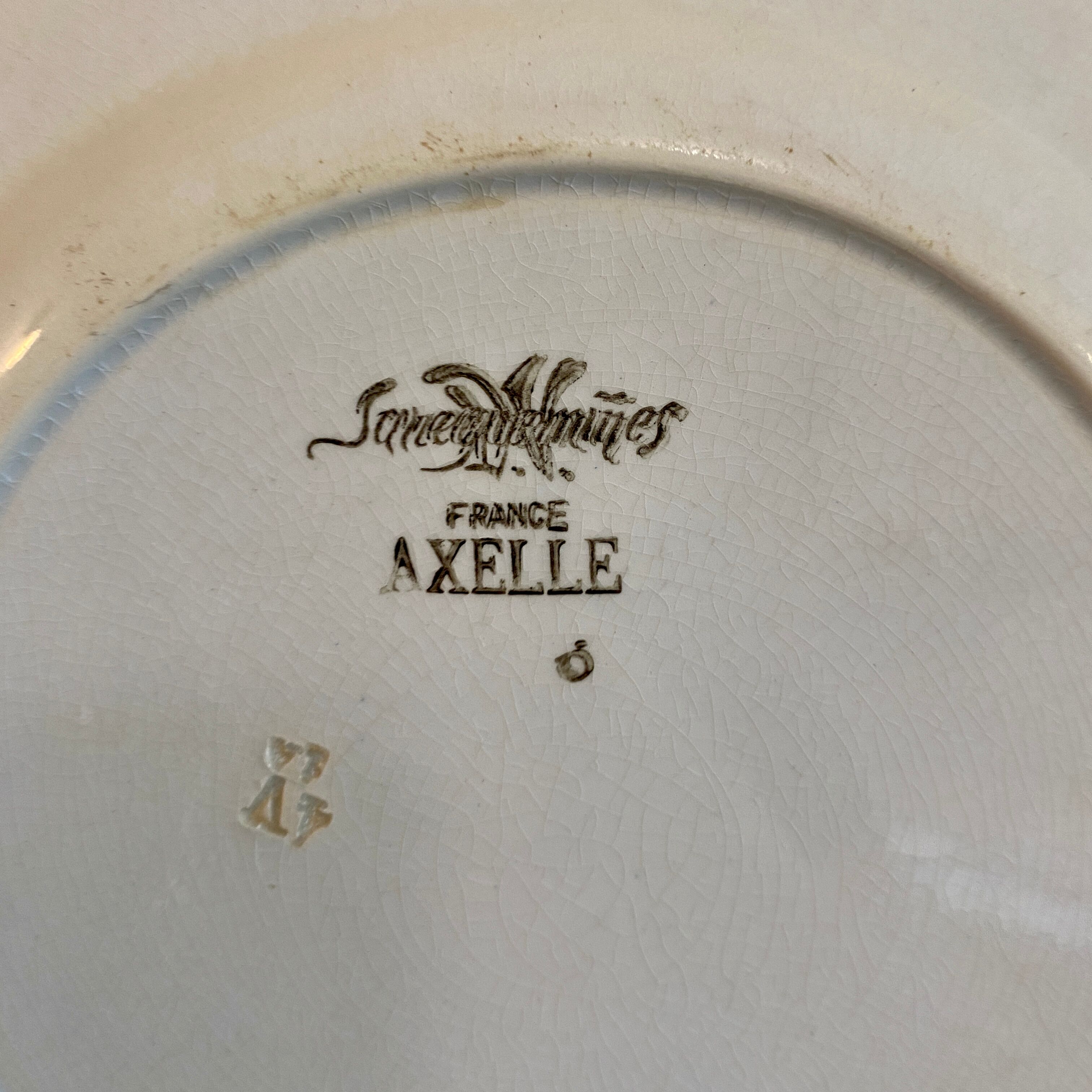 Set of 4 vintage plates model Axelle de Sarreguemines