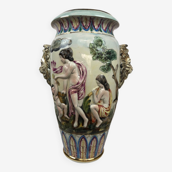 Large Capodimonte vase