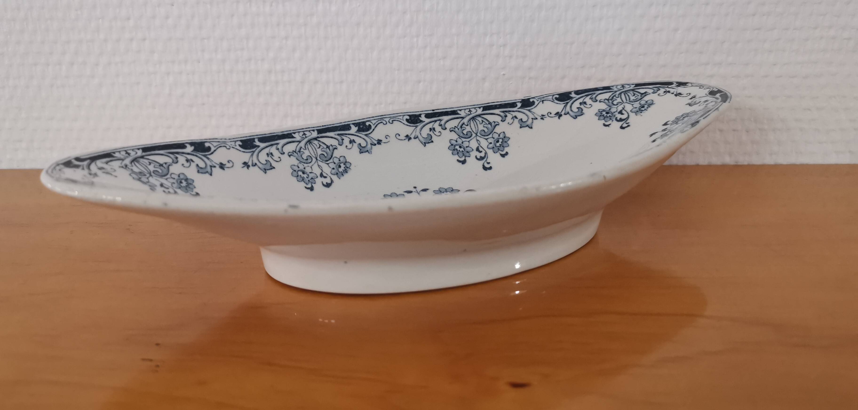 Blue and green iron clay bowl, “Mignon” model, H & Cie Sarreguemines