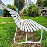 Banc de jardin ancien avec pieds en métal