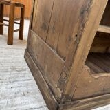 Central island trading counter in walnut