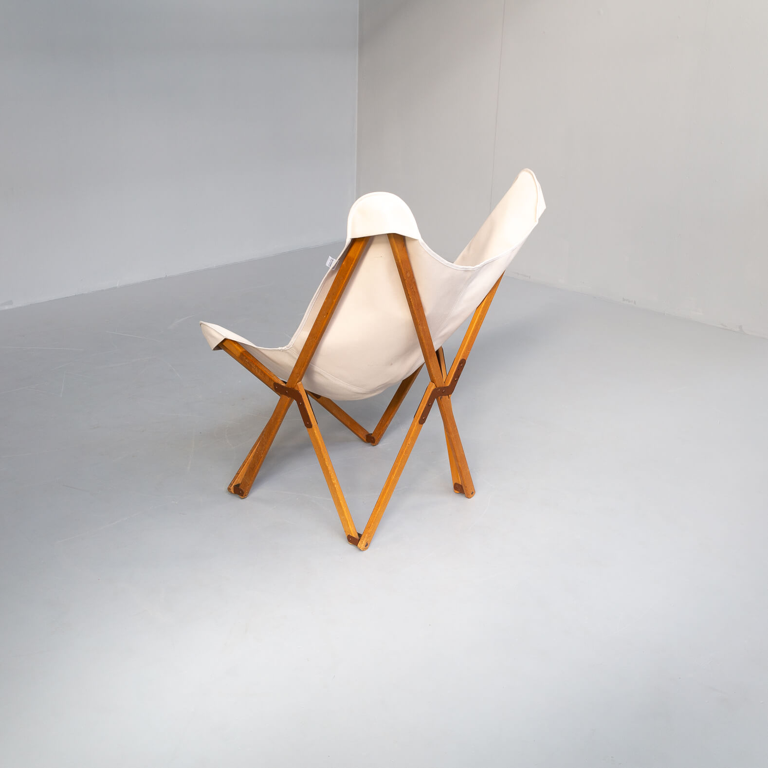 JB Fendy ‘tripolina’ chair for Dario Alfonsi
