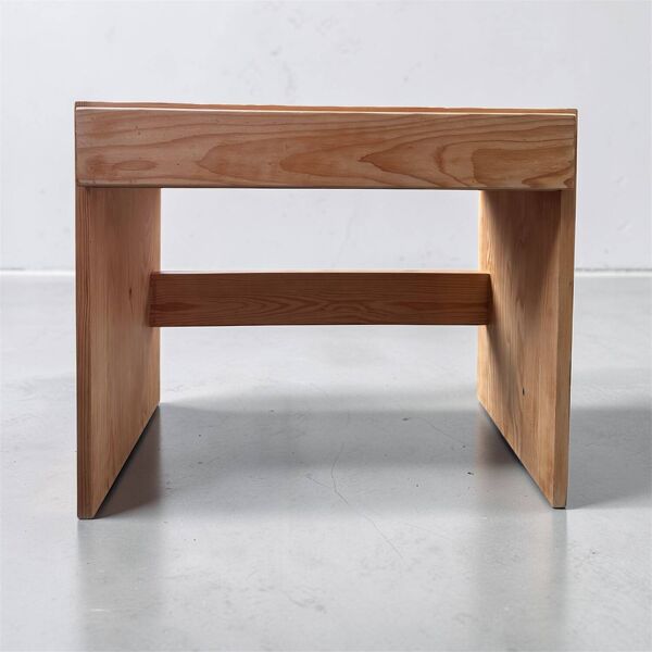 Enfilade basse / bureau en pin massif – Maison Regain, années 70