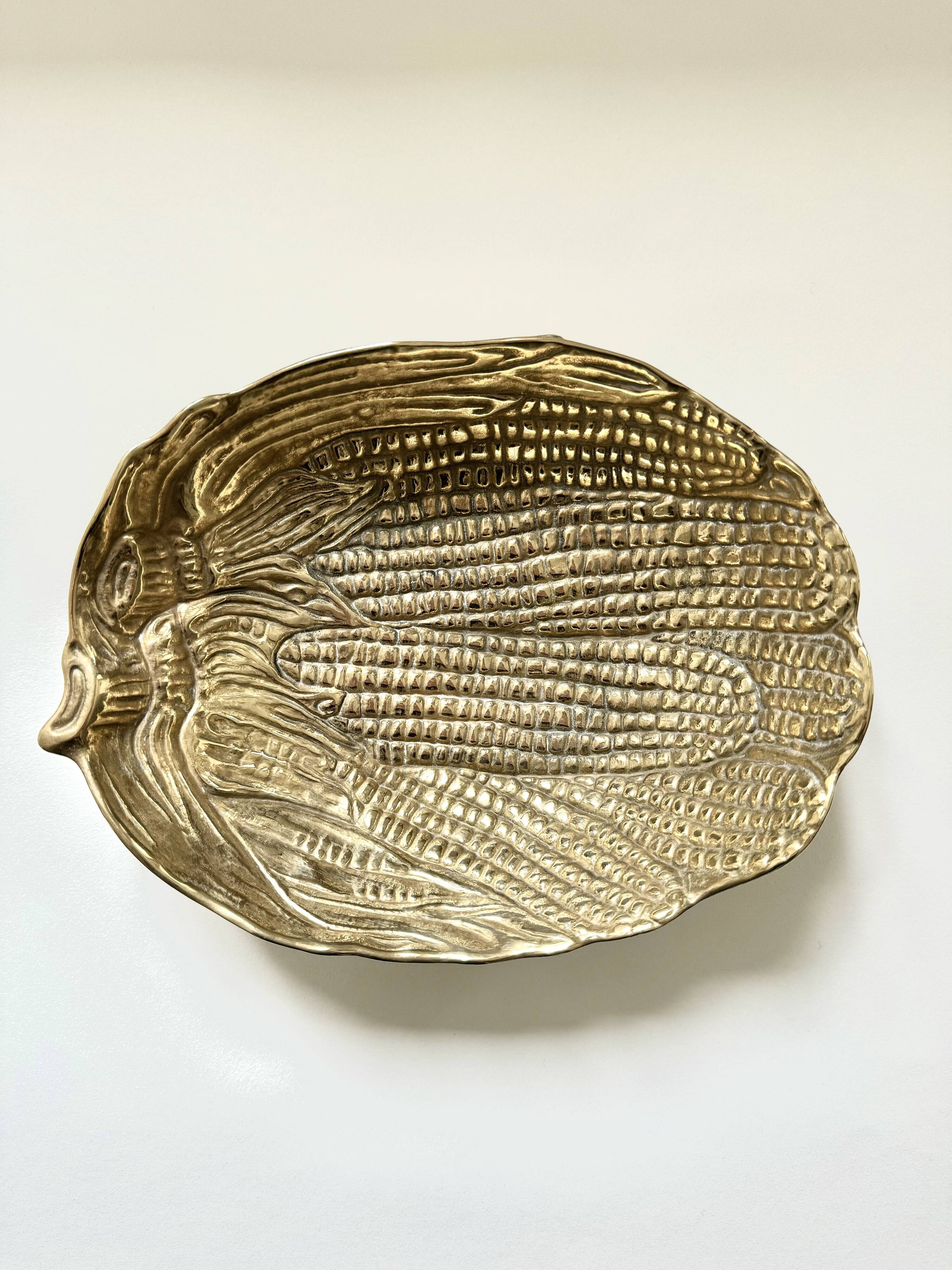 Vintage ear of corn cutter