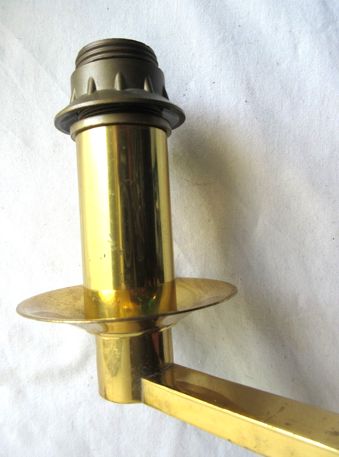 2 electrified wall lamps from 1970, gold chrome bronze, 2 articulated arms + switch
