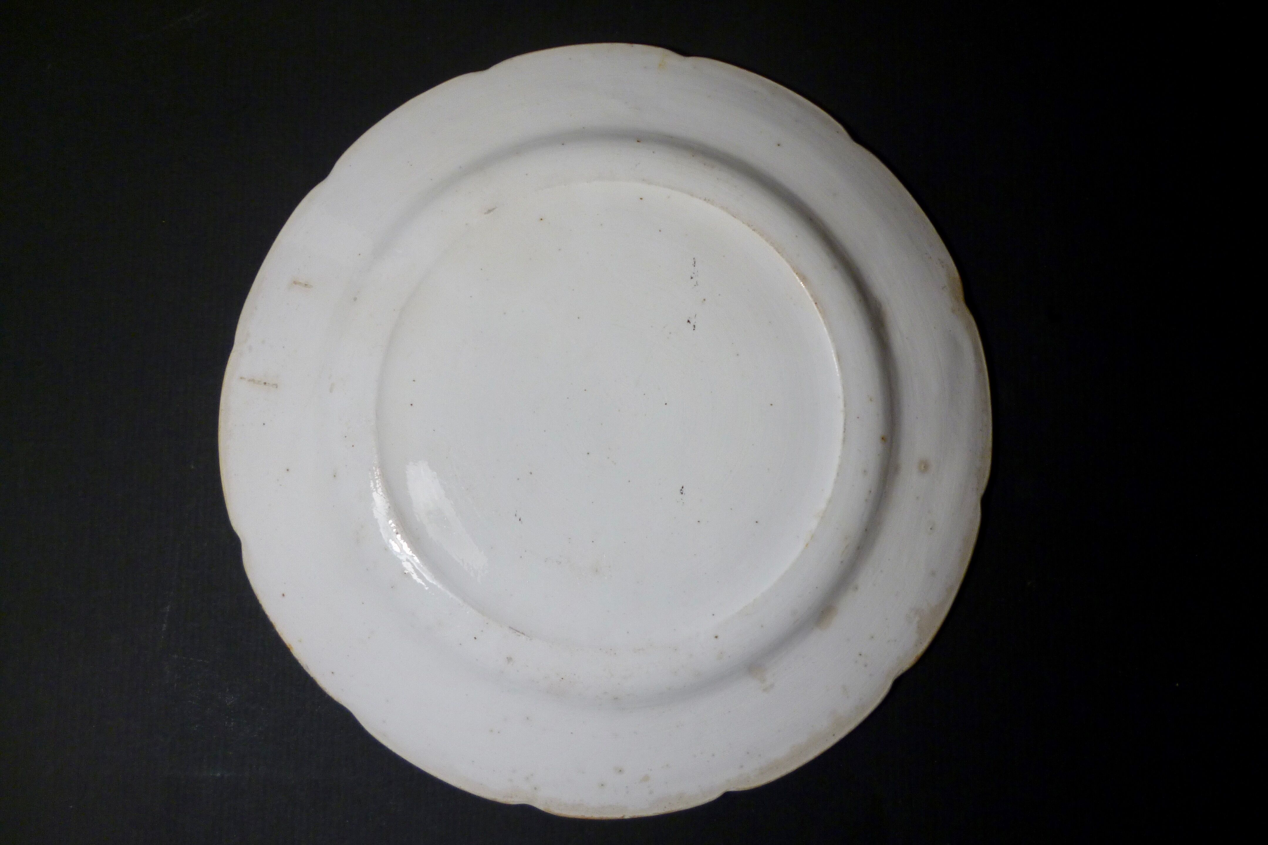 Pair of old chantilly plates (?) blue flower seedlings 18th probable