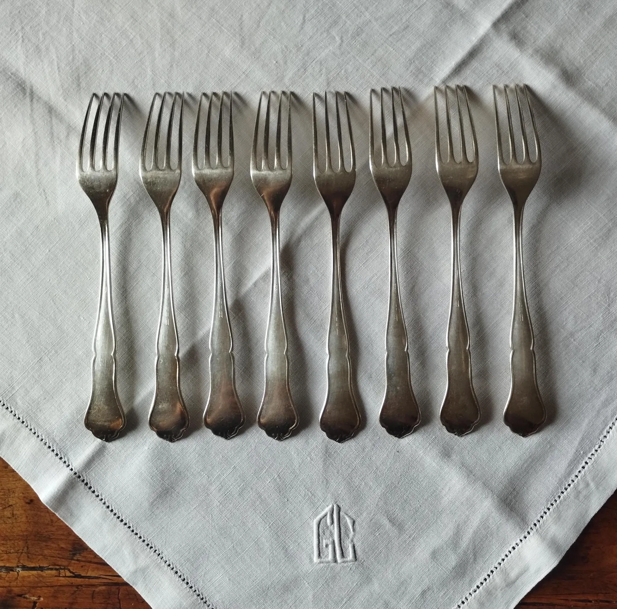 8 small numbered silver-plated forks Sorsakoski