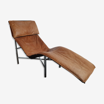 Skye long chair by  Tord Bjorklund