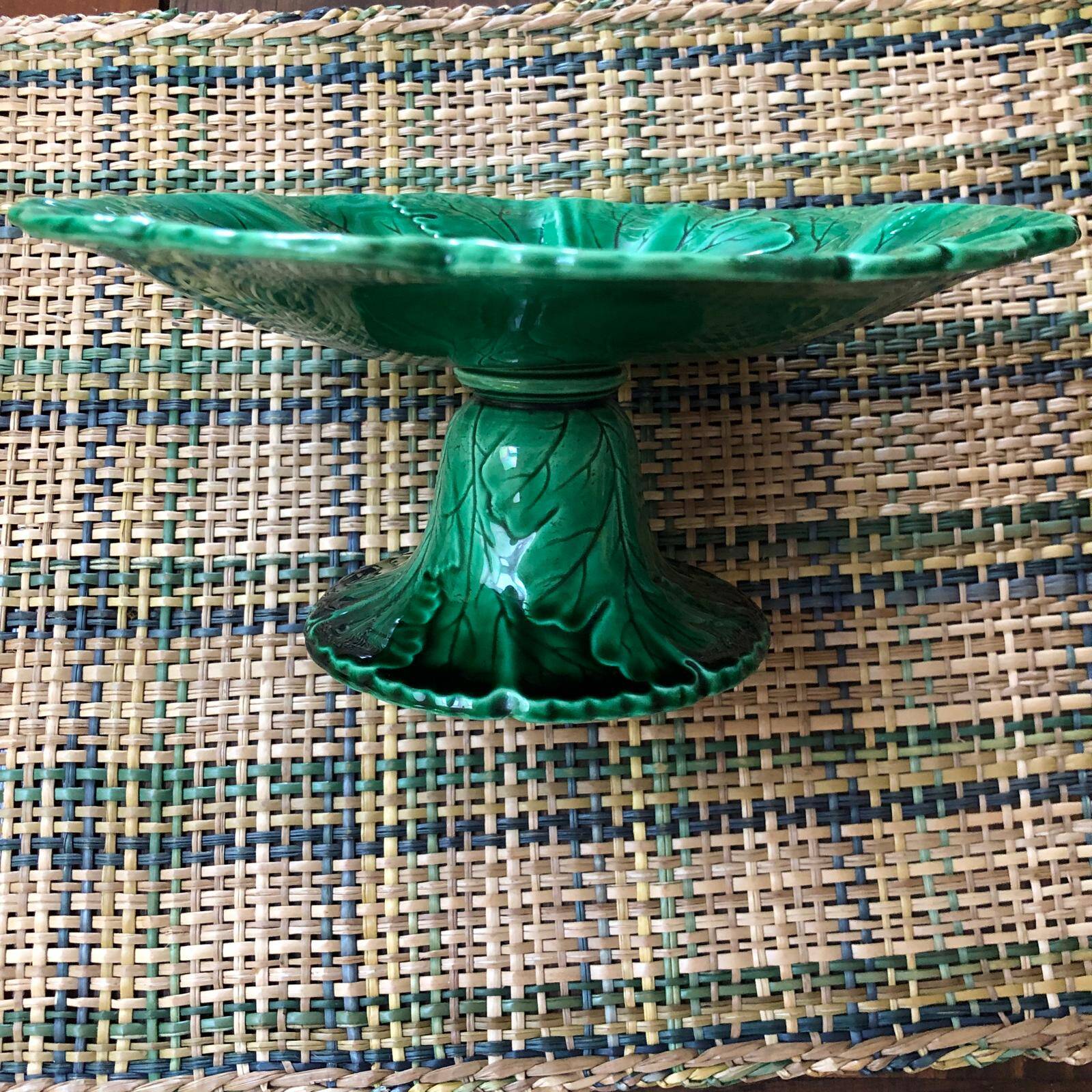 Fruit bowl / compote dish in green earthenware