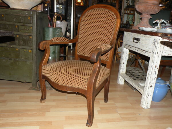 Fauteuil Louis Philippe XIX eme, style Voltaire a dossier bas