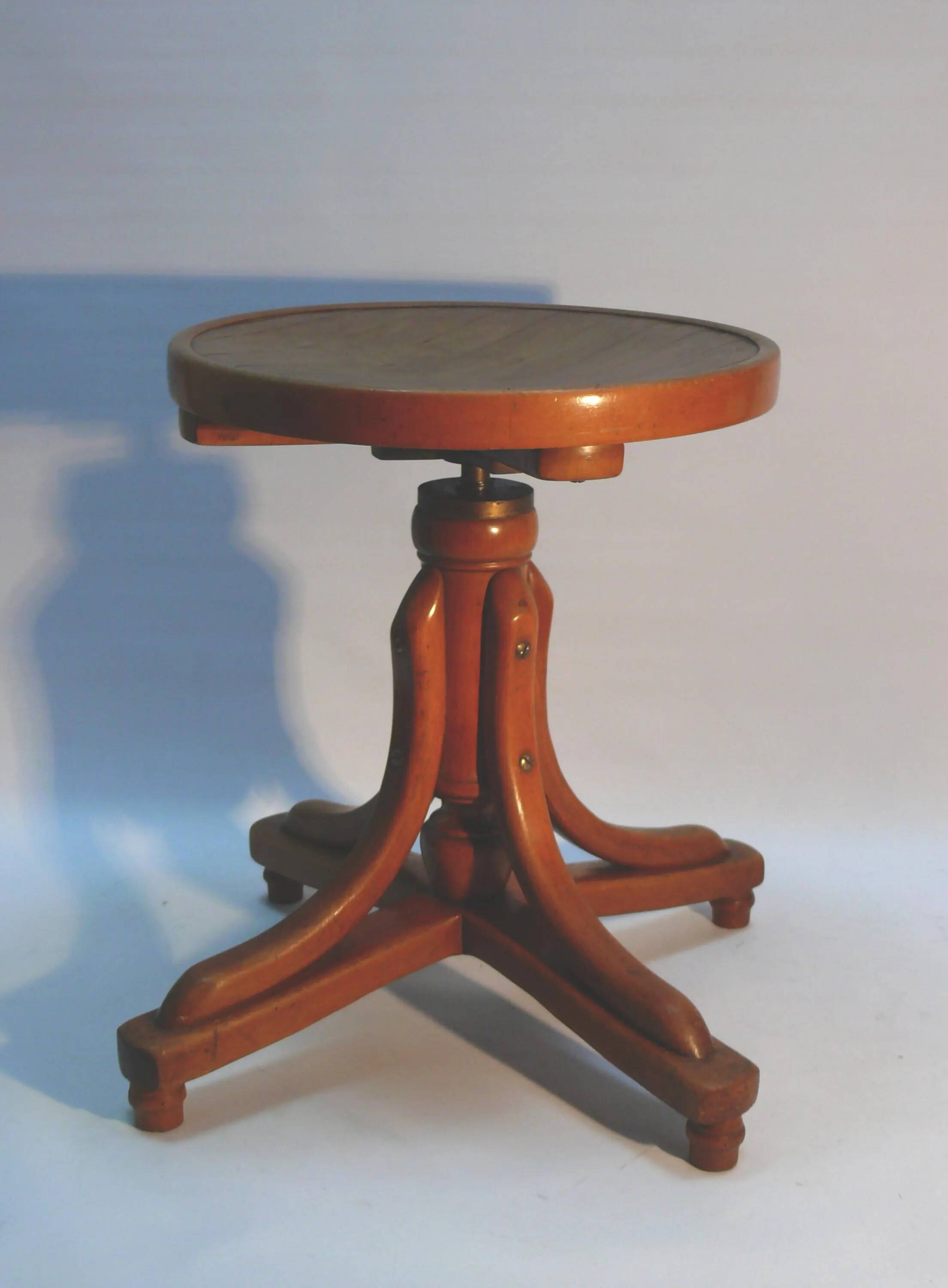 Tabouret de piano / tabouret pivotant, J. & J. Kohn company, tabouret ancien en bois courbé, vers 1900