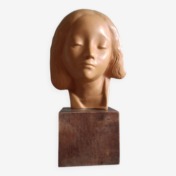 Young girl bust