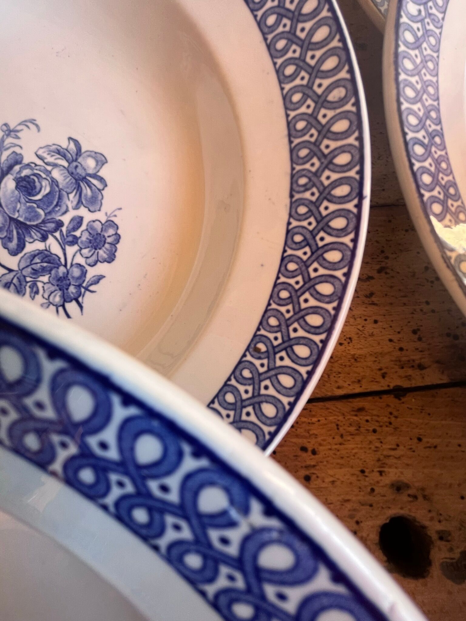 Set of 8 hollow plates Sarreguemines model "Helsingör"