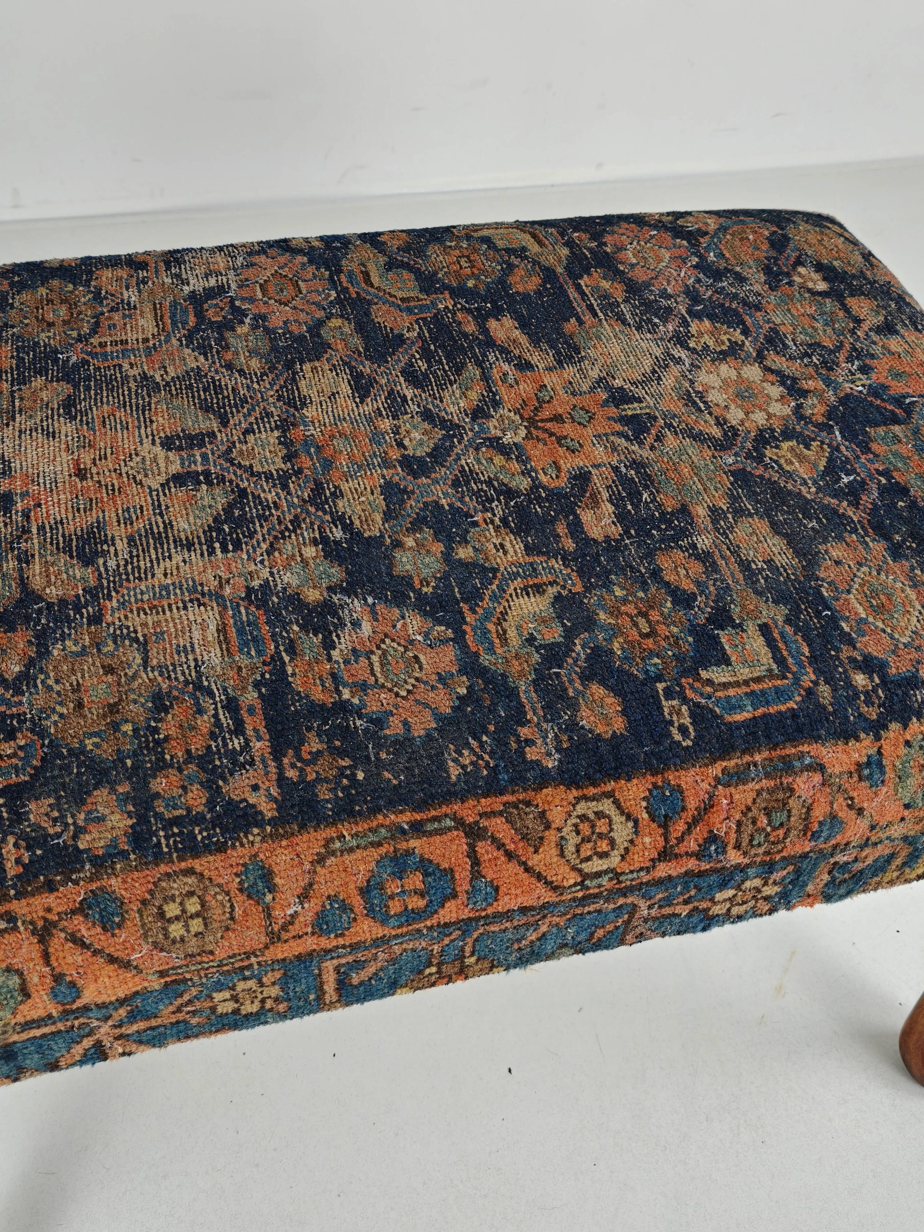 Antique foot stool, walnut, English Regency, circa 1800–1820