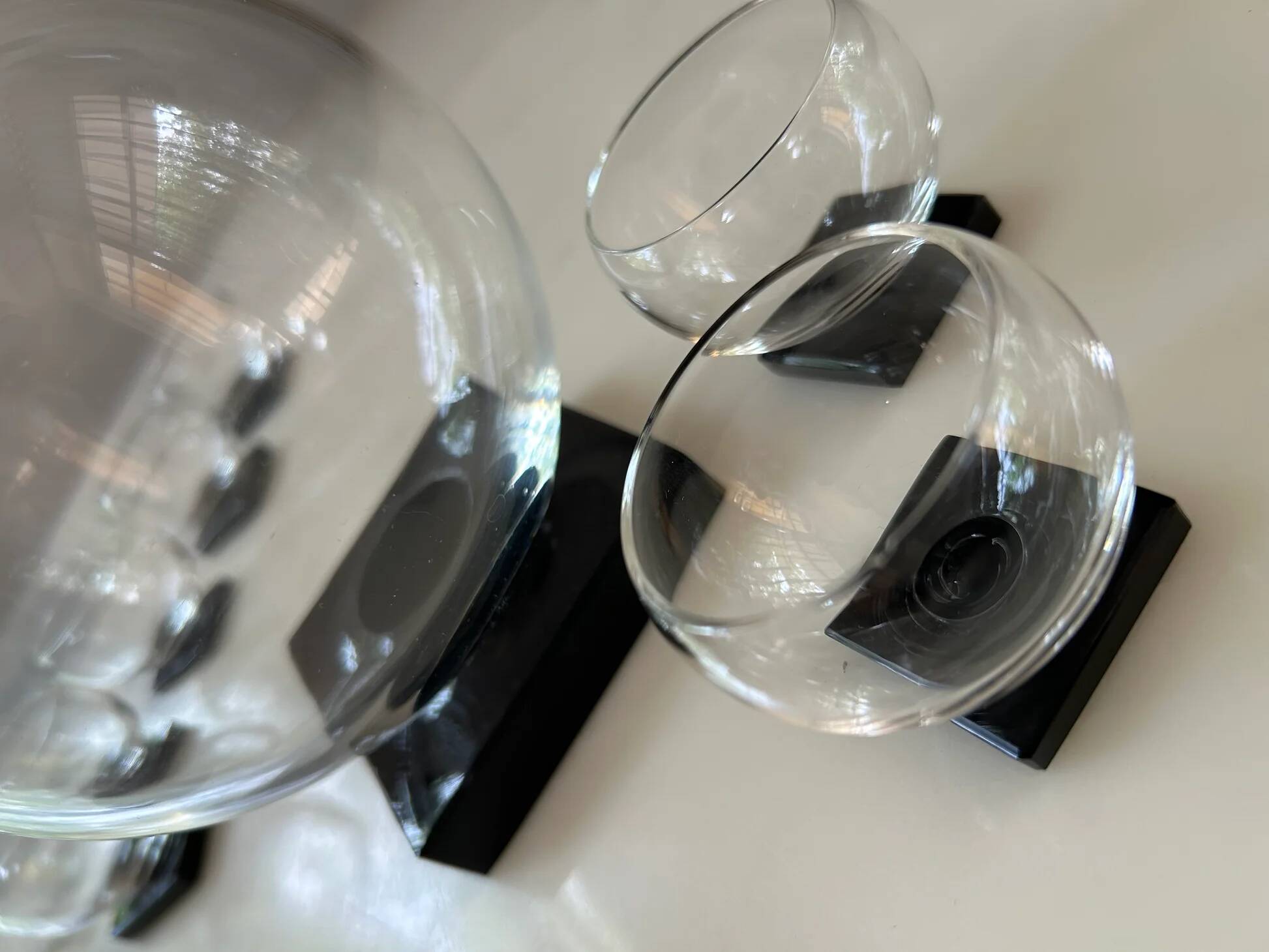 Art Deco liqueur service with a decanter and 6 glasses, in the style of Willem Jacob Rozendaal, Netherlands 1930s.