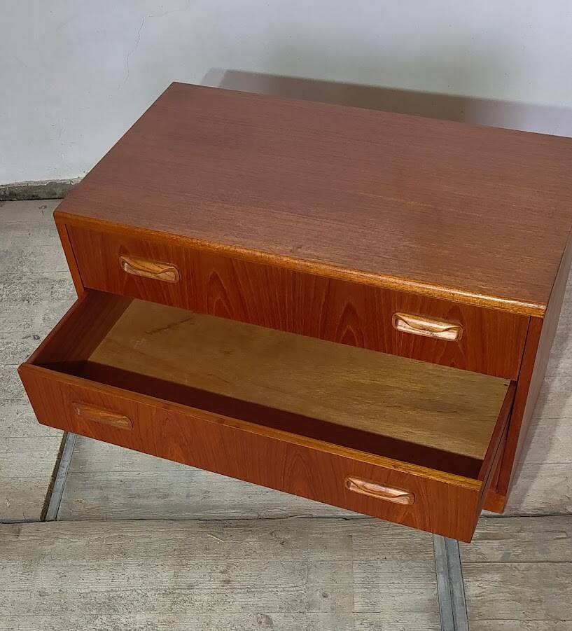 G-PLAN vintage chest of drawers