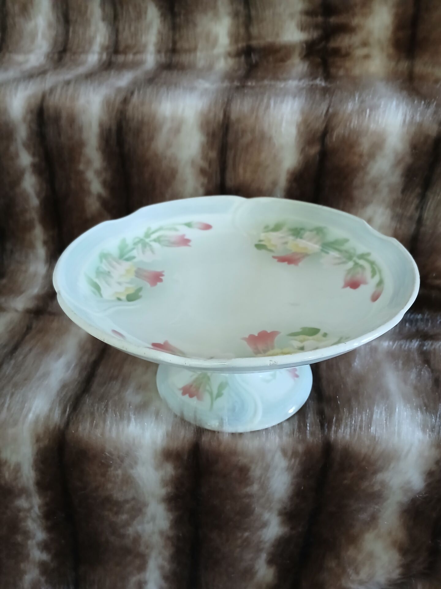 Antique compote dish "Grand dépôt Paris"