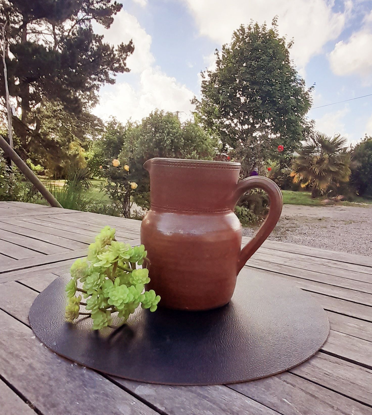 Large broc / pitcher (1l) in artisanal sandstone, very good condition signed sandstone from Bonny, France