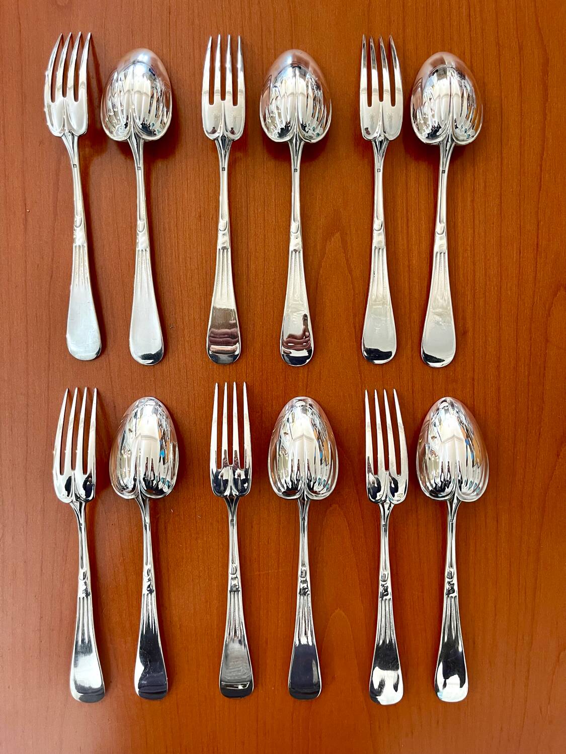 6 fourchettes et 6 cuillères Christofle hemerocalle