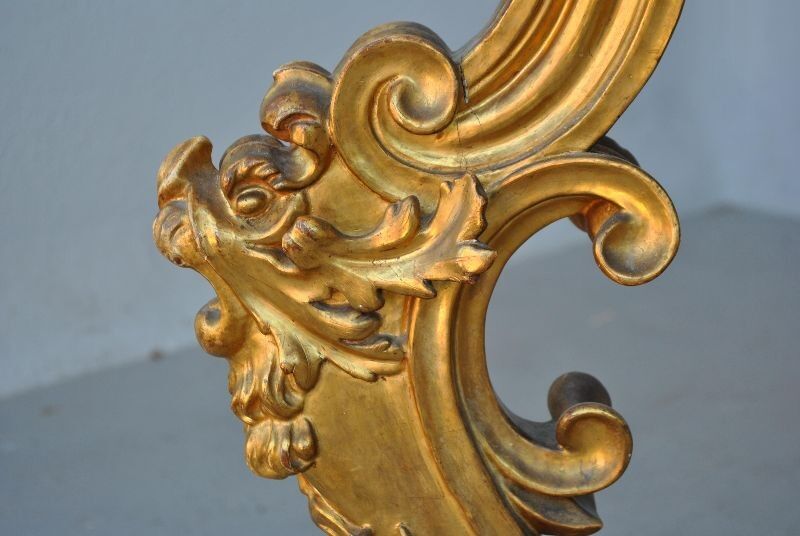 Console rocaille bois doré marbre romain XVIIème