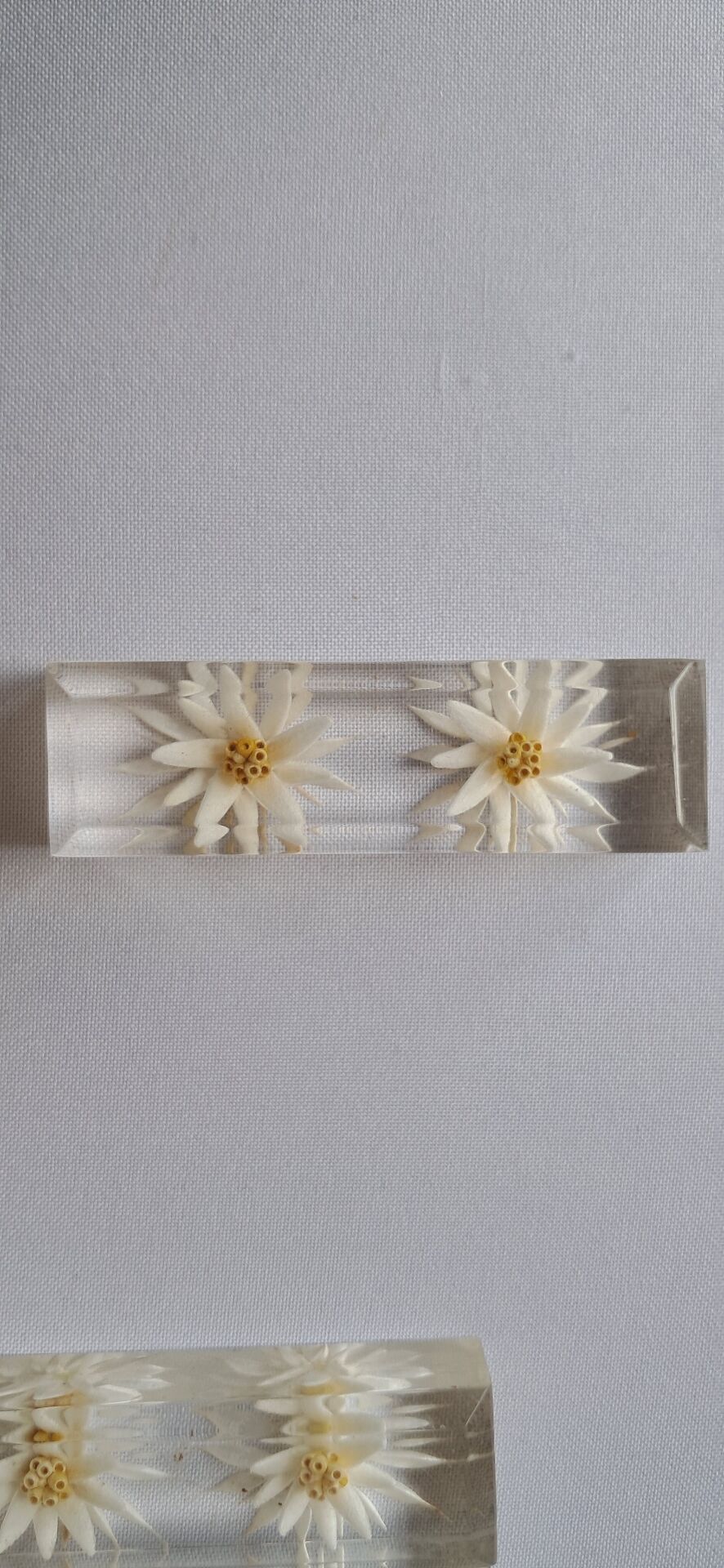 12 knife rests with resin inclusion. 1970s.