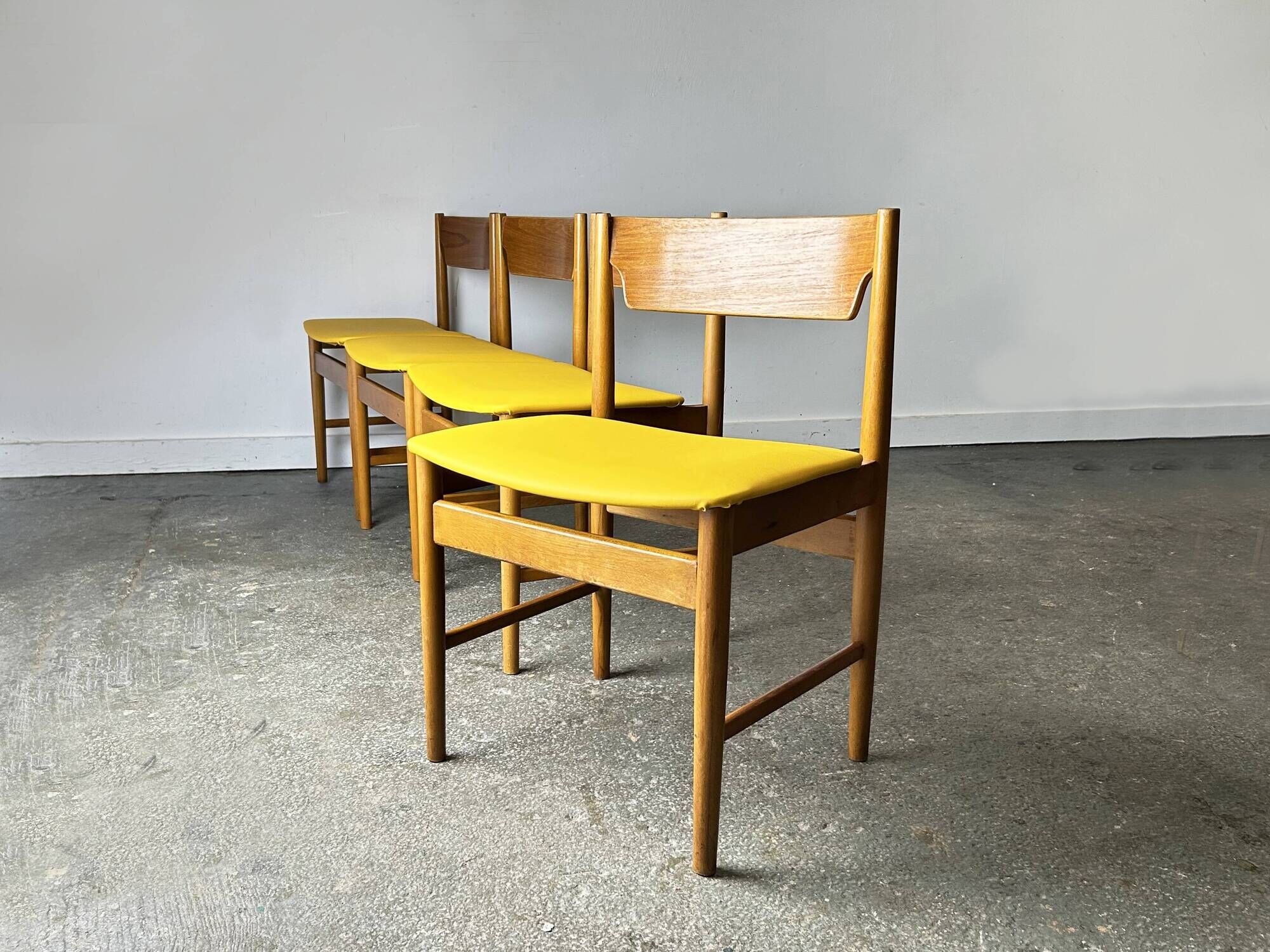 Set of 4 Edmund Homa GFM Polish Mid Century Teak Dining Chairs 1960s