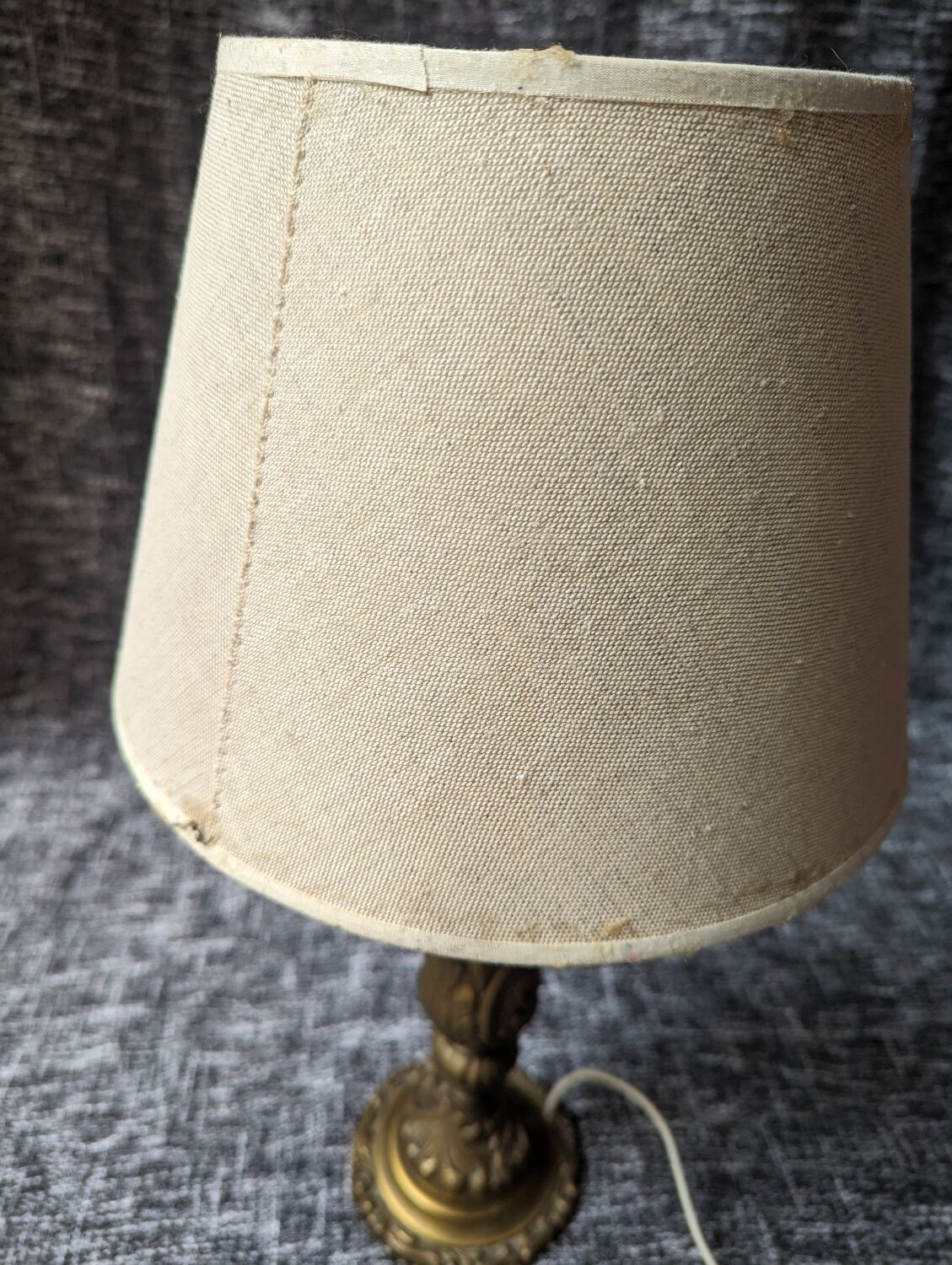 Baroque style lamp in bronze