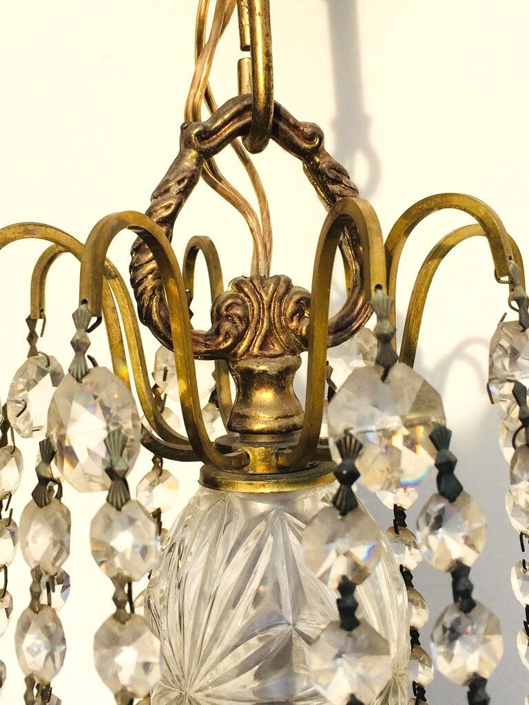 Hot air balloon chandelier 8 stamp fires