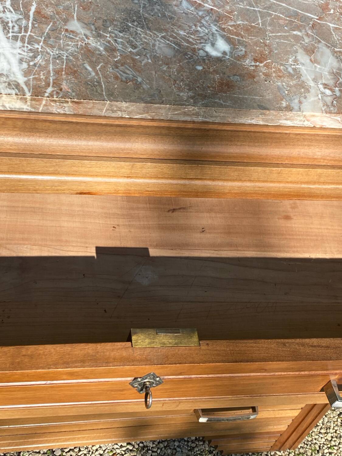 Art deco chest of drawers