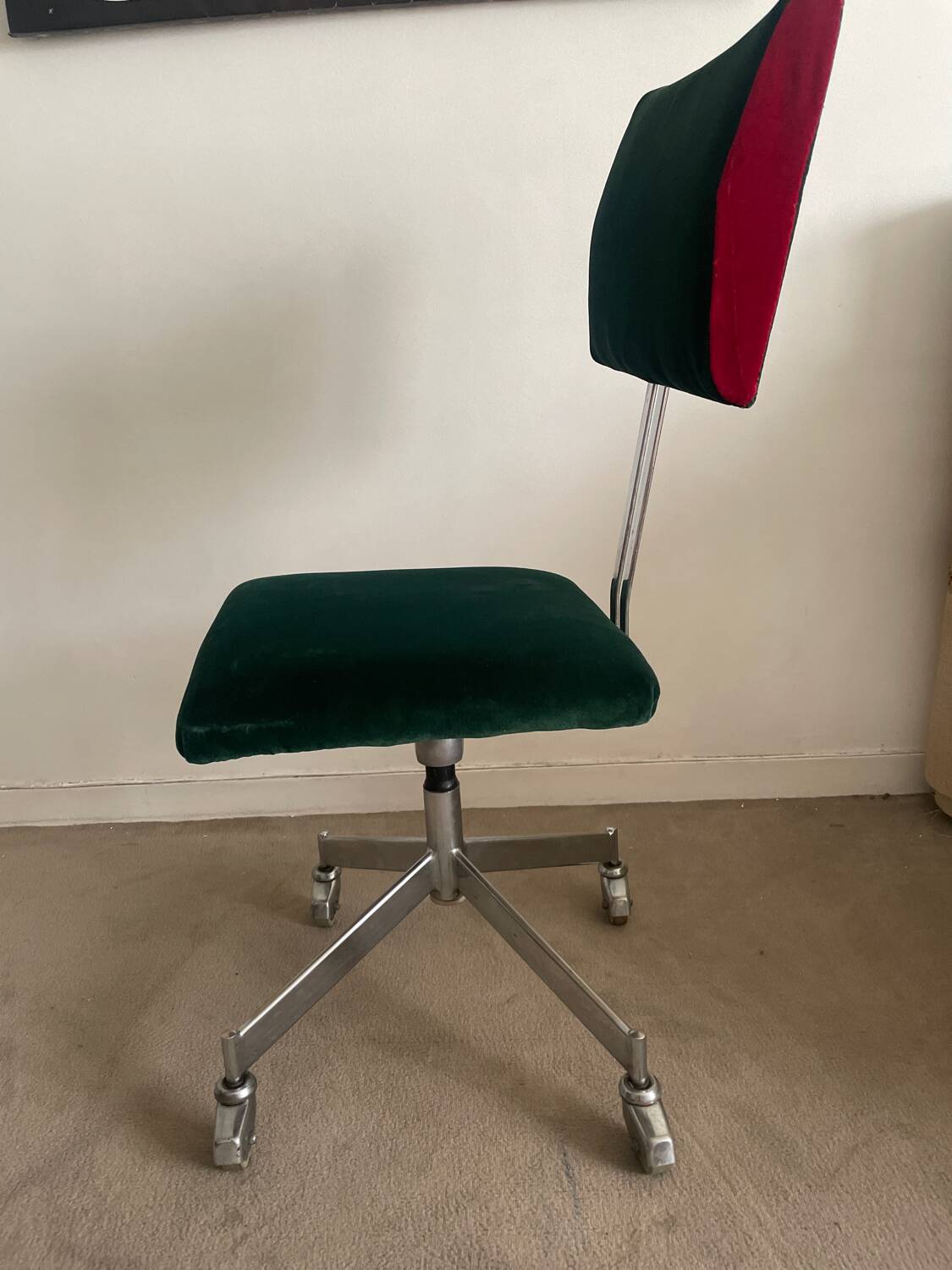 Office chair on wheels from the 60s