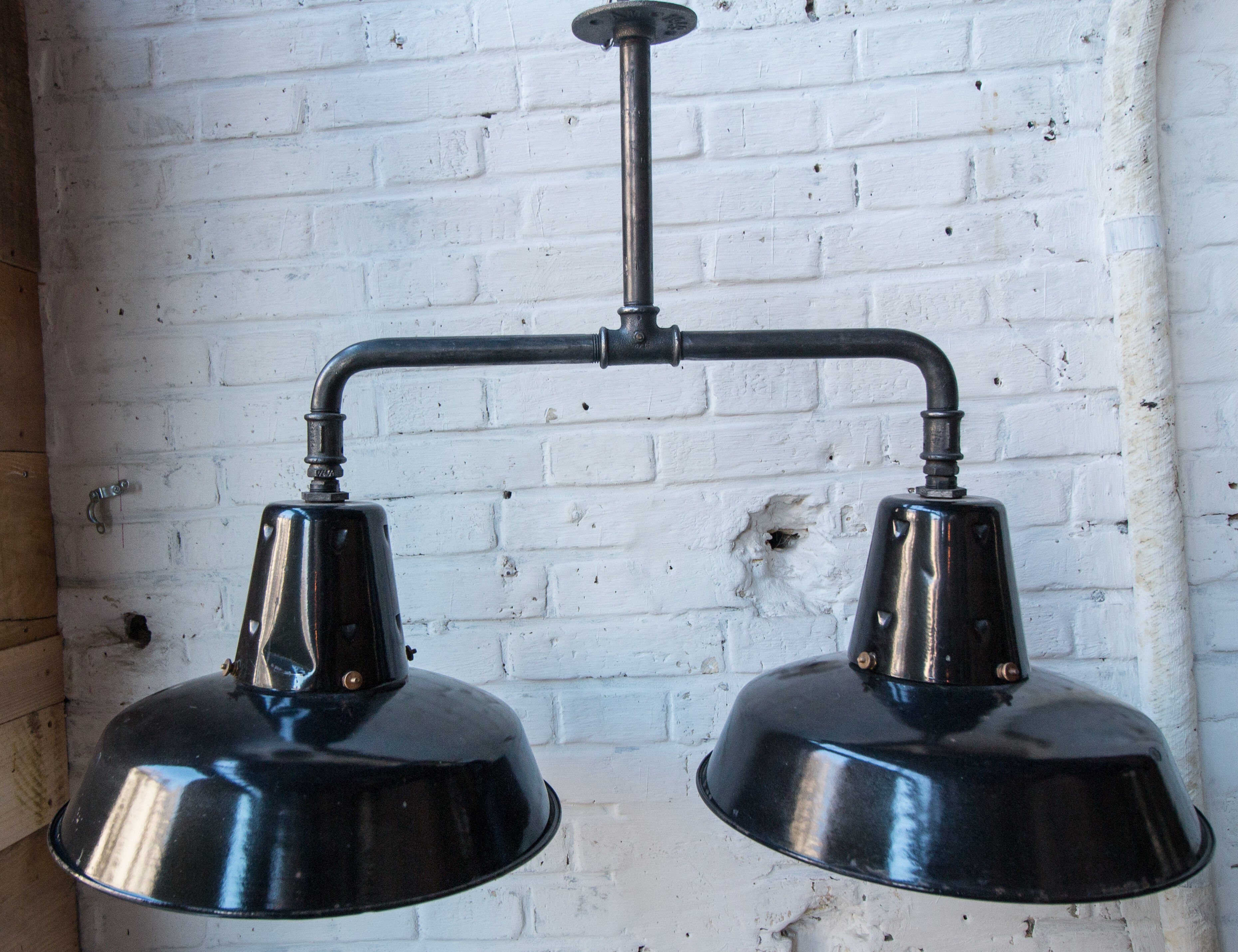 Double suspension REFLECTO-LUX of MAZDA