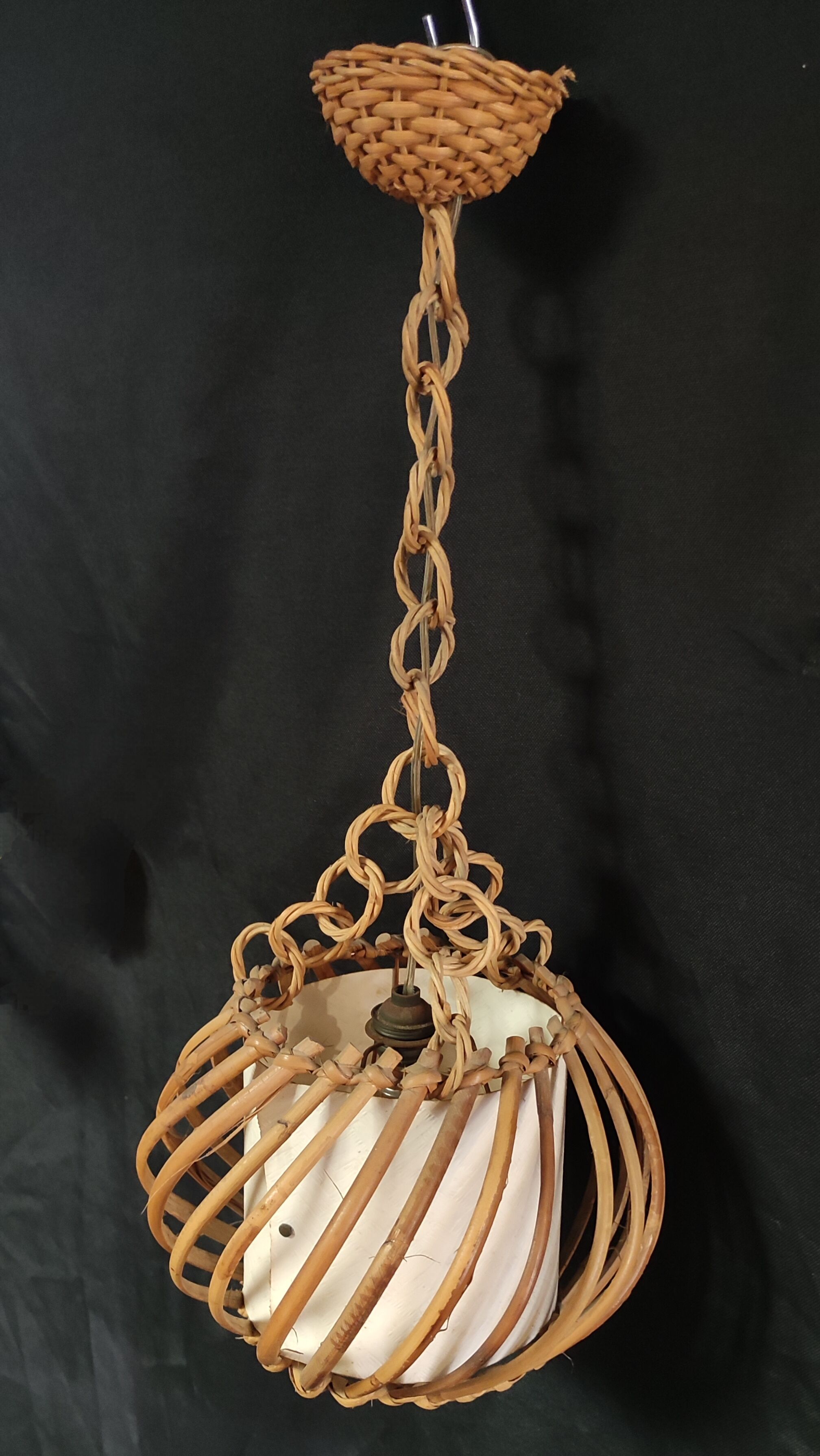 Vintage rattan pendant lamp