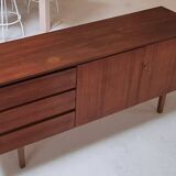 Buffet du milieu du siècle