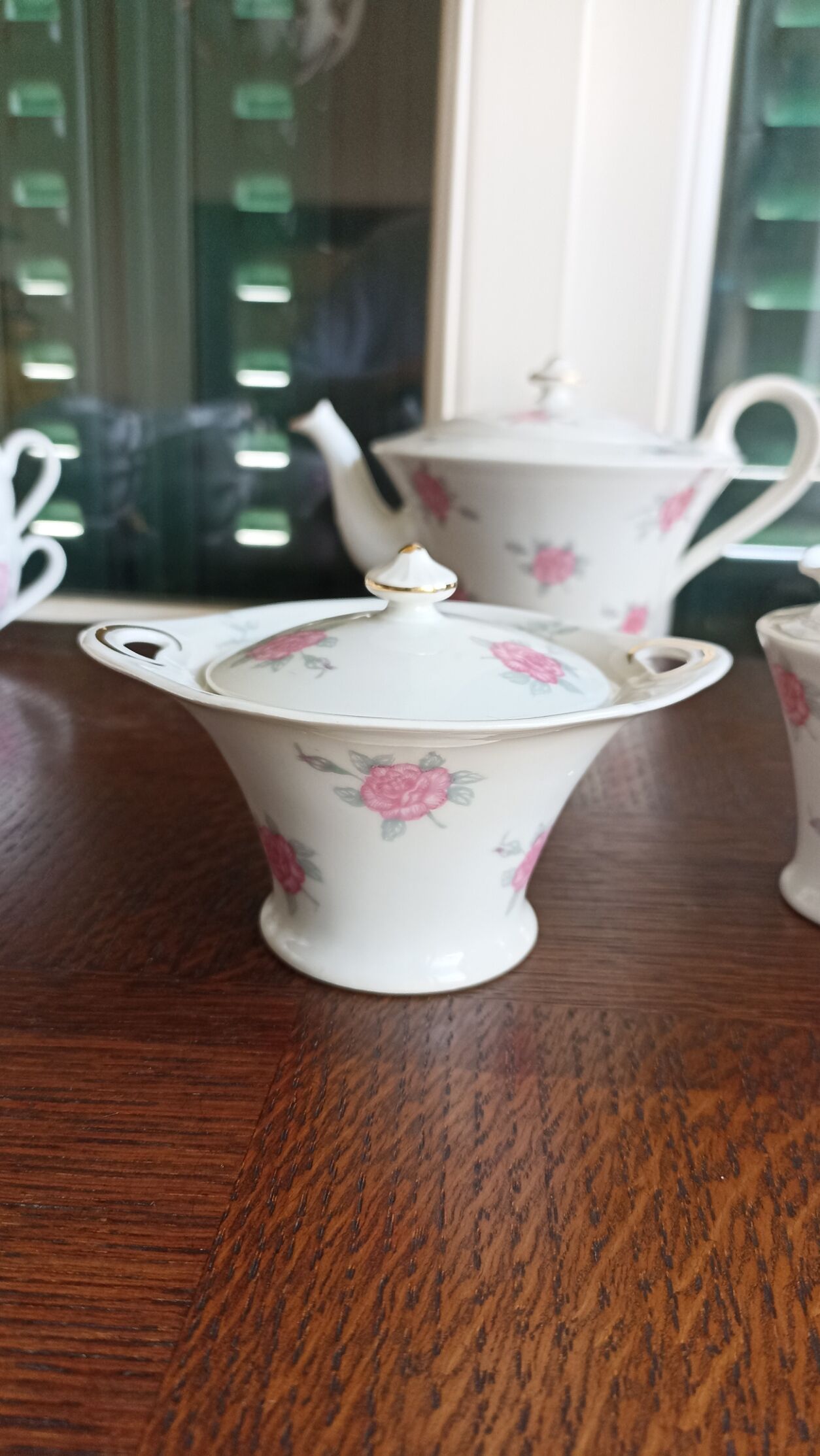 Limoges porcelain tea or coffee set by Théodore Haviland from the 20s