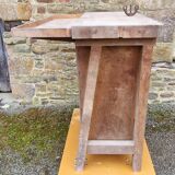 Sculptor's workbench